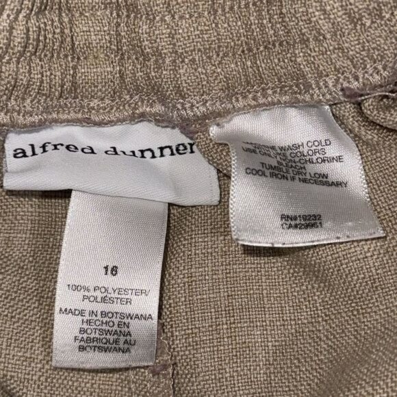 Alfred Dunner Womens Size 16 Beige Straight Leg Pants Polyester - Picture 2 of 10